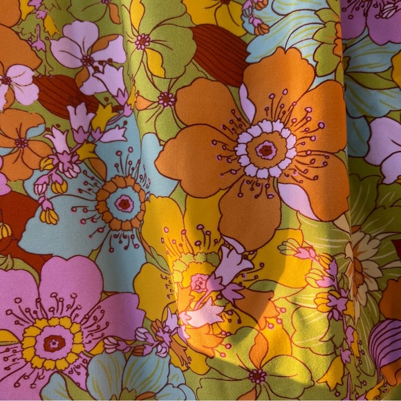 Show Me Your Mumu Retro Floral Halter Swimsuit - Size Medium - Picture 6 of 6